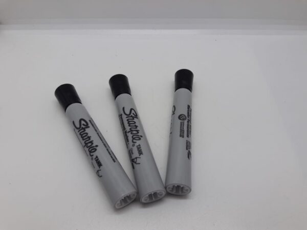 MARCADOR SHARPIE TANK NEGRO