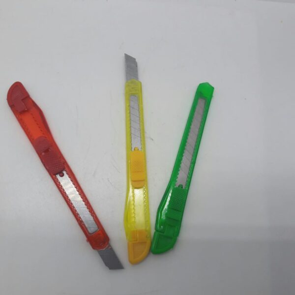 EXACTOS PEQUEÑOS PLASTICOS