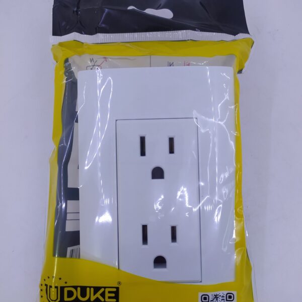 TOMA DOBLE 110-220 LINEA BK PLUS BLANCA INCRUSTAR Item: 1747B