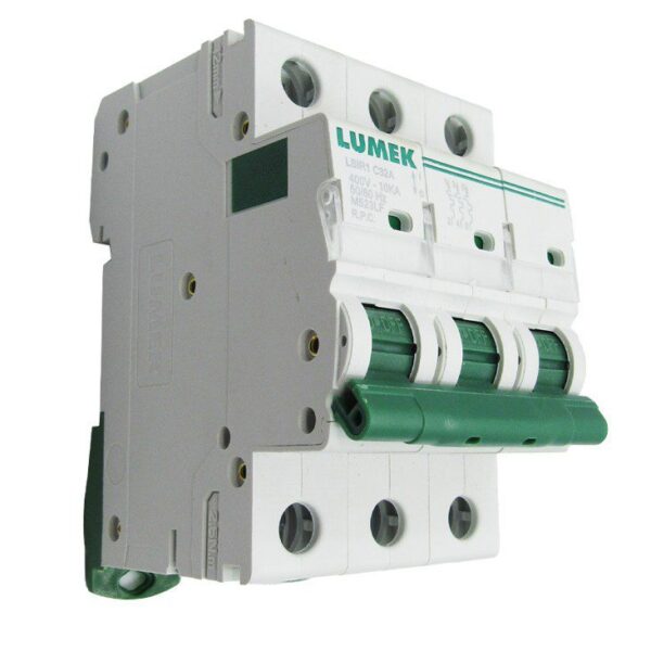 BREAKER CAJA MOLDEADA 3X32A