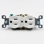 TOMA DOBLE LEVITON USA BLANCO 15A 125V 5320-WMP