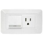 TOMA + SUICHE LINEA BK BLANCA INCRUSTAR 110-220V UDUKE 1774