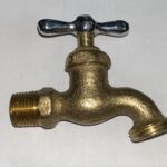 GRIFO NACIONAL BRONCE PESADO MEDIANO CHAPOLA PULIDA (GRIFOSS REF-213)