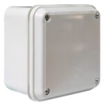 CAJA PLASTICA FINA PROFUNDA  CON TAPA INDUMA PARA CAMARAS (10X10X7) (CERTIFICADA)(T1203-0005)