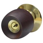 CHAPA BOLA ALCOBA P/MADERA ESCUDO DORADO GATO 271*