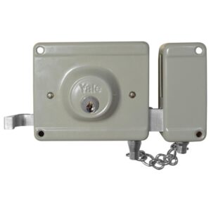 CHAPA DE S/P YALE ACORAZADA 105 50 CON CADENA DERECHA (3084)
