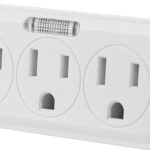 TOMA MULTIPLE X3 DE PARED CON LUZ GUIA POLO A TIERRA Y PIVOTE GENERAL ELECTRIC(GE14494)