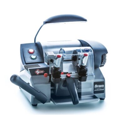 MAQUINA SILCA DUPLICADORA DE LLAVES BRAVO PROFESIONAL CORTE NORMAL (D432437X4)