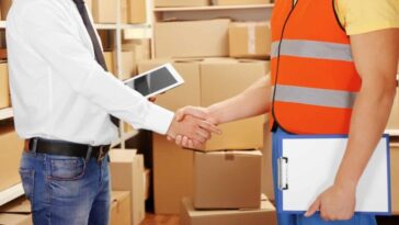 Proveedor integral de suministros empresariales en Colombia: aseo, cafetería, papelería y ferretería