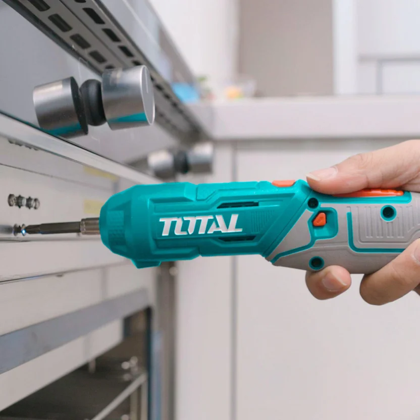 Atornillador Inalambrico 4V Estuche Plastico + 16 Puntas Taladro de 25MM, 2 de 50MM Super Total (TSDLI0442)