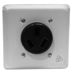 TOMA 3X50 TRIFILAR INCRUSTAR KONTIKI (FT6) REF: 13669