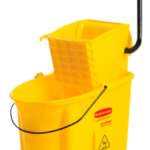 BALDE EXPRIMIDOR CON ESCURRIDOR 36 LTRS AMARILLO